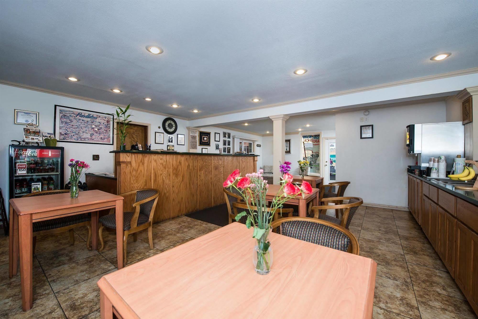 Americas Best Value Inn - Pendleton Eksteriør billede